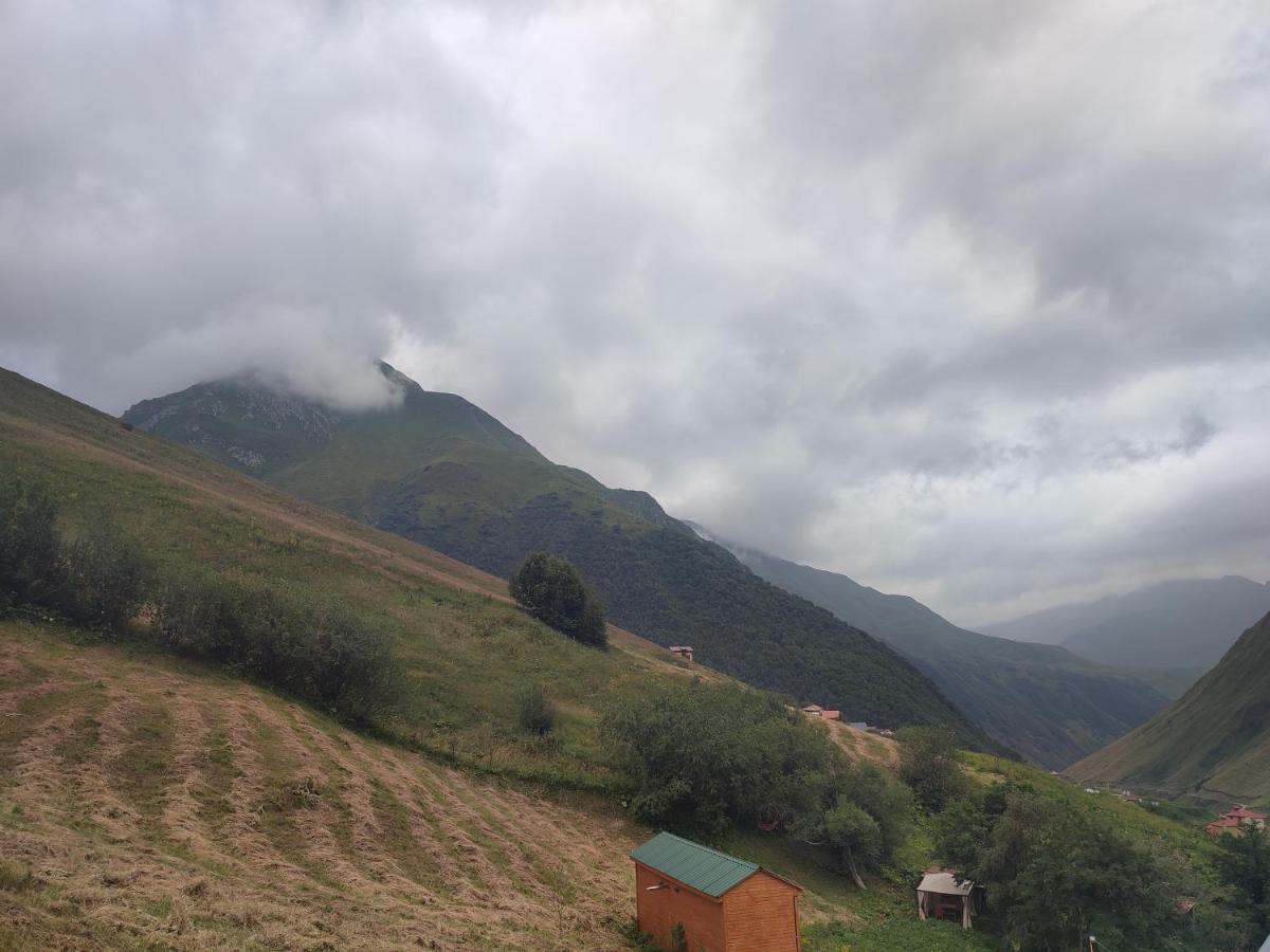 Amo-Isuntke Hotel Juta Buitenkant foto